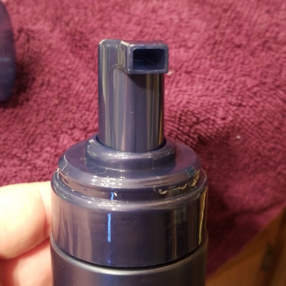 Monat Moxie Magnifying Mousse